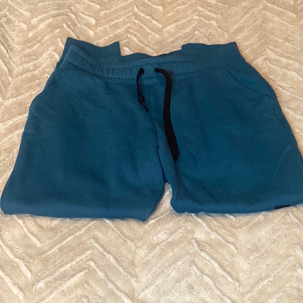 Green VS Joggers